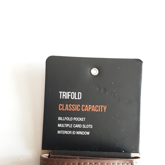 Men's Dickies Leather Logo Embossed Trifold Wallet NEW - Picture 7 of 7